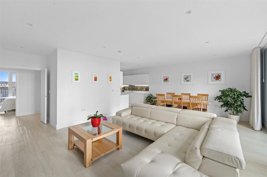 Additional image 25 of Bayside Apartments, 62 Brighton Road, Worthing, West Sussex, BN11