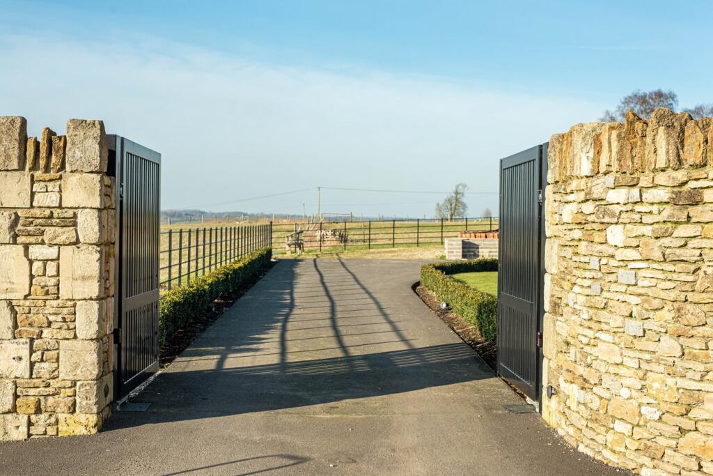 Additional image 17 of Mill Lane, Beckington, BA11