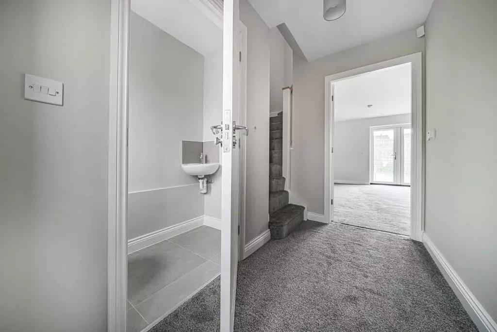 Additional image 18 of Old Farm Rise, BD2 3GG