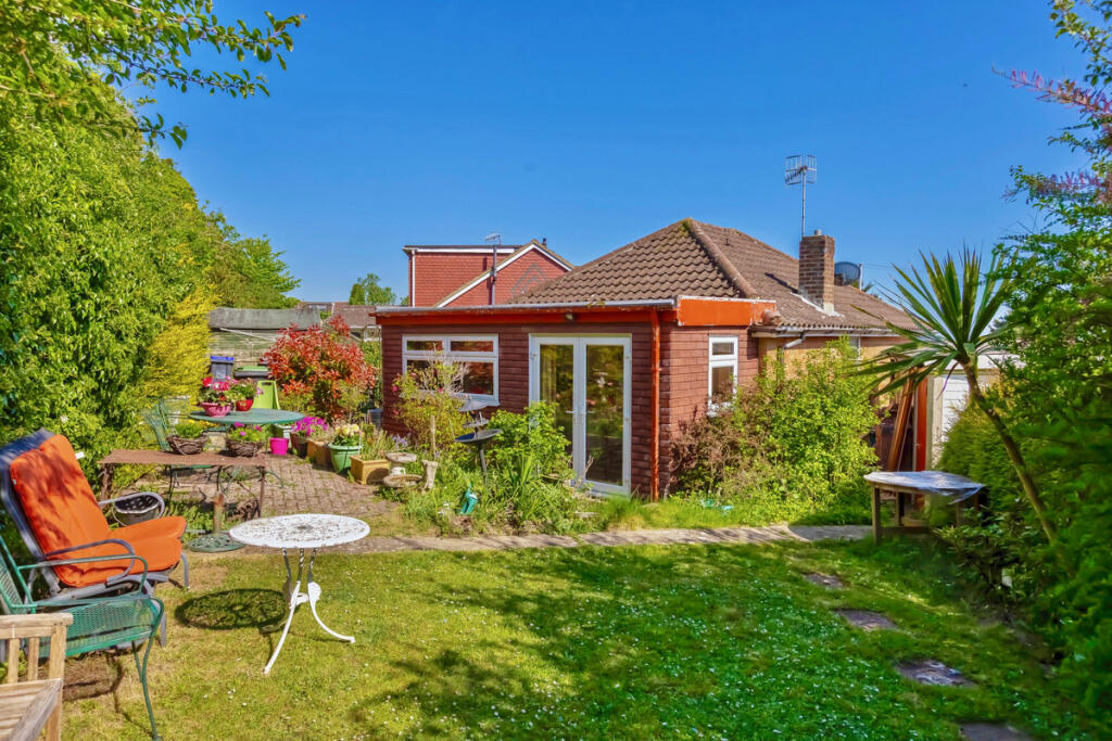 Bramber Close, Lancing, BN15