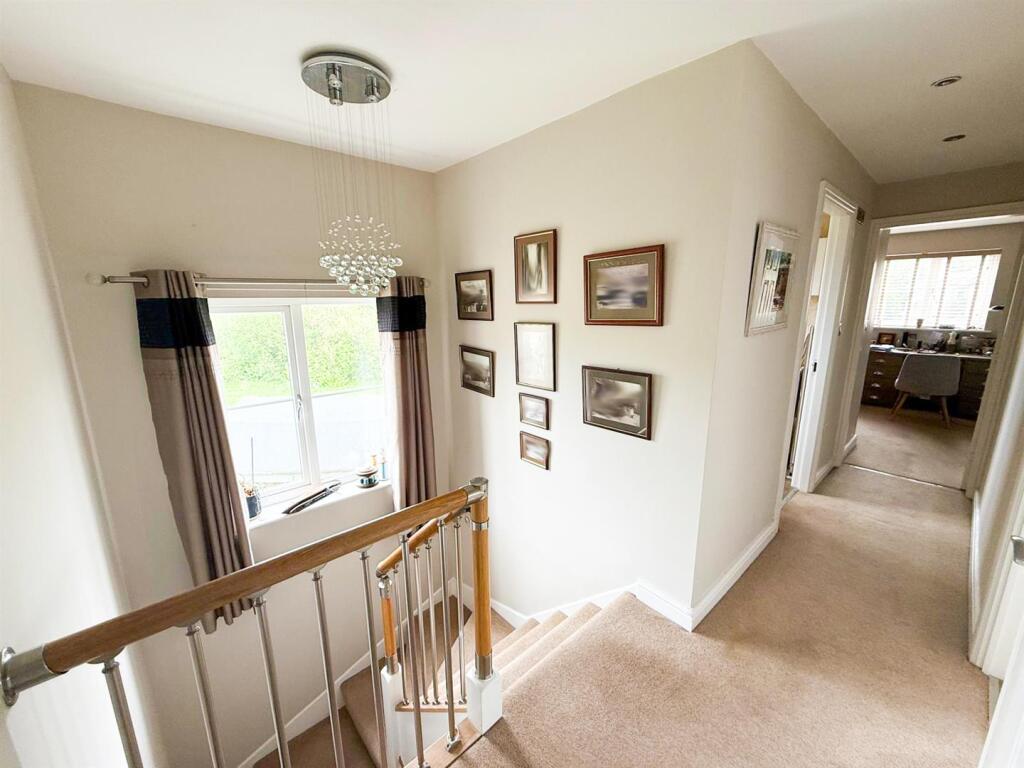 Additional image 11 of Curlew Court, Steeton