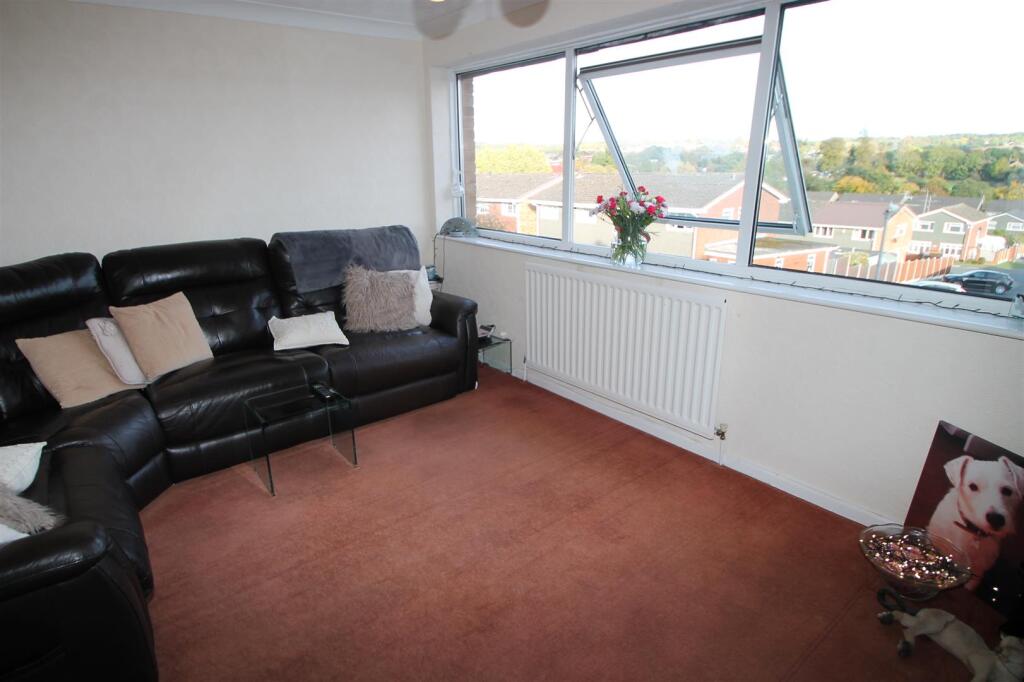 Additional image 4 of Hunnington Crescent, Halesowen