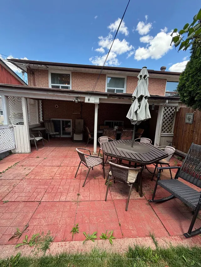 Additional image 23 of 69 Thistle Down Blvd