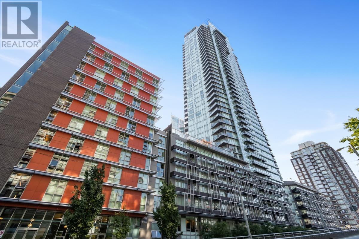 1801 1372 SEYMOUR STREET|Vancouver, British Columbia V6B3P3