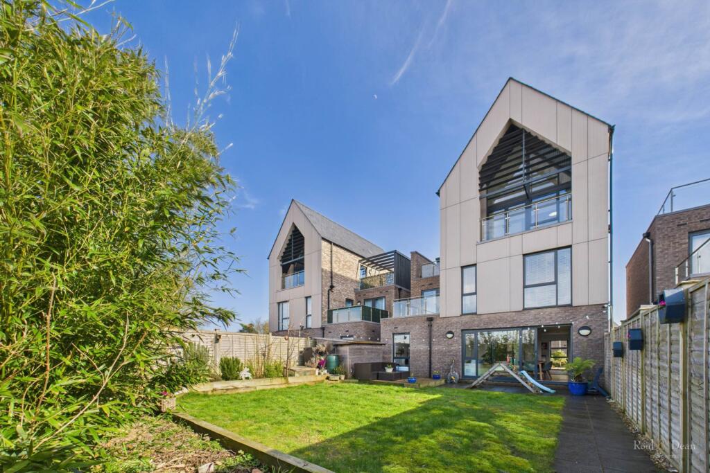 Additional image 4 of Macauley Drive, Eastbourne