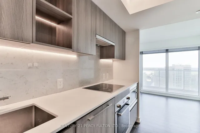 Additional image 5 of 19 Bathurst St Unit 1811