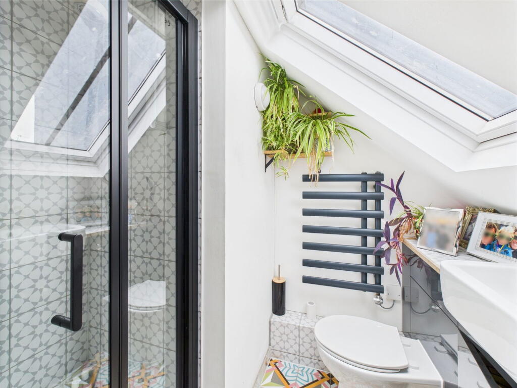 Additional image 16 of Alfred Place, Worthing BN11 3EP