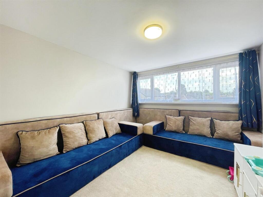 Additional image 14 of Spring Wood Gardens, Bradford, BD5