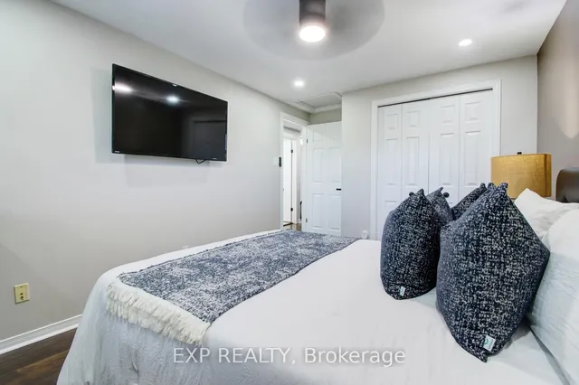 Additional image 21 of 171 RESURRECTION Dr