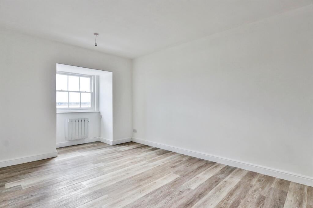 Additional image 5 of High Street, Poole