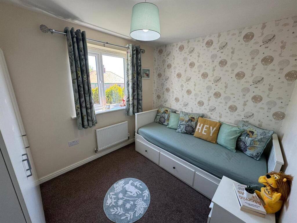 Additional image 18 of Dukes Avenue, Bradford