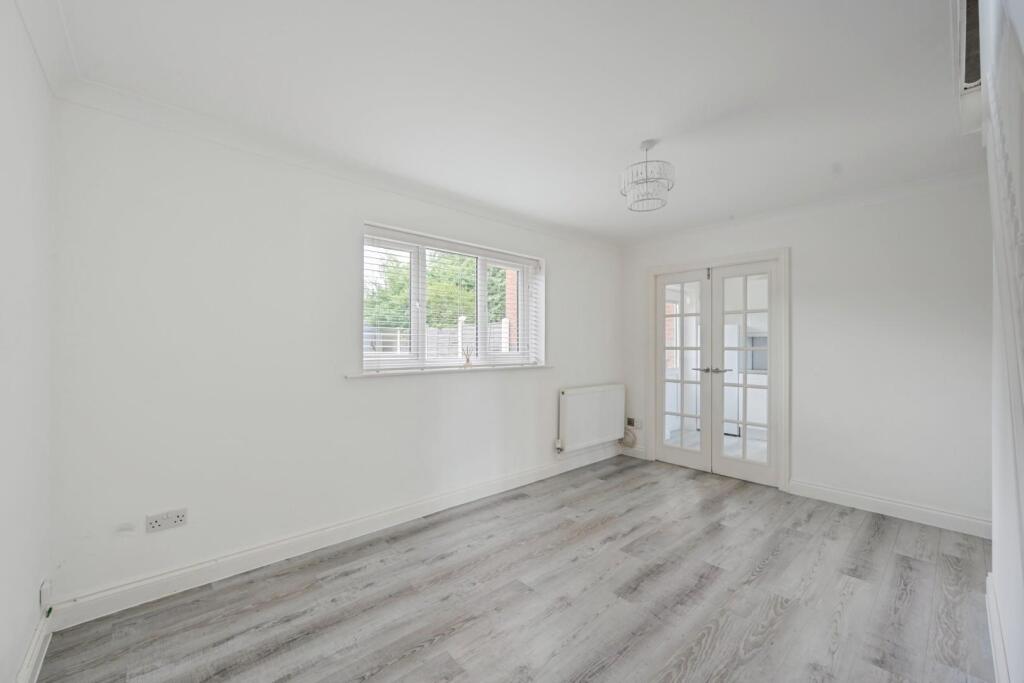 Additional image 3 of Somerset Close, Tamworth