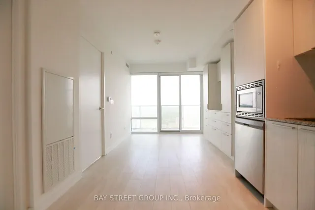 Additional image 4 of 501 Yonge St Unit 4506