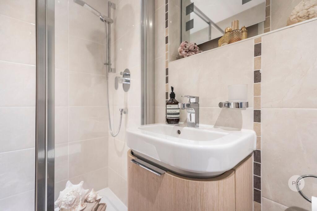 Additional image 5 of The Hamptons Lilliput Road, Canford Cliffs, Poole, BH14 8FG