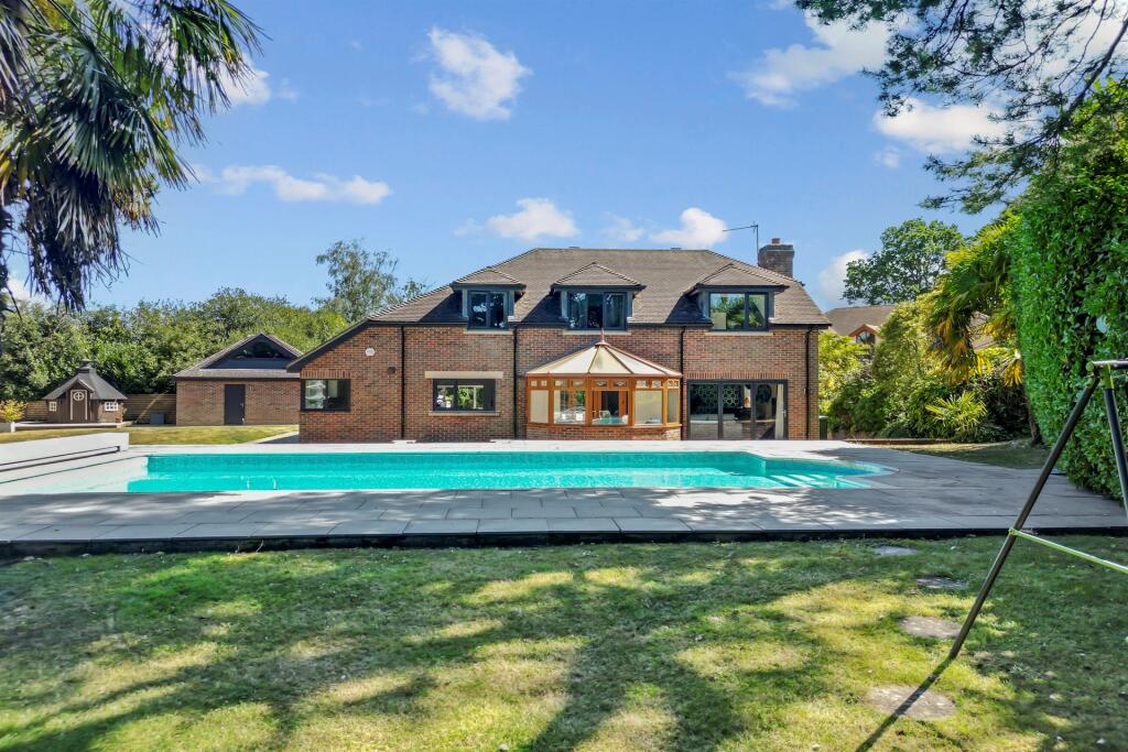 Additional image 25 of Broadstone