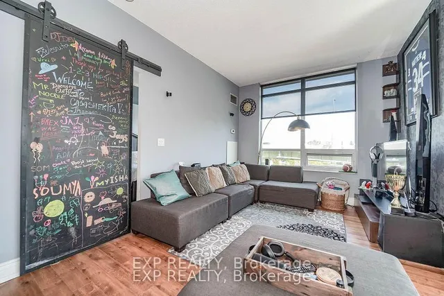 Additional image 5 of 231 Fort York Blvd Unit 730