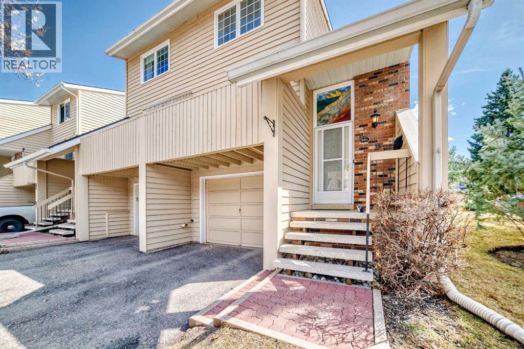 391 Point Mckay Gardens NW|Calgary, Alberta T3B5C1