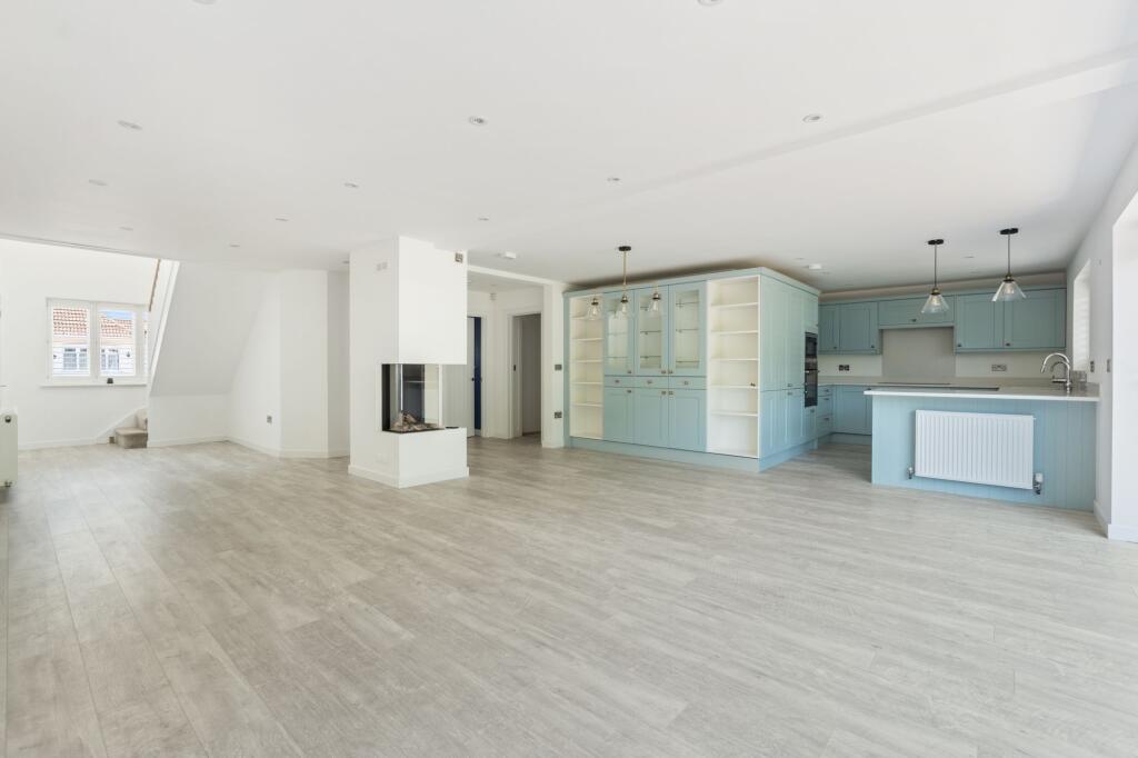 Additional image 11 of River Way, Christchurch, BH23