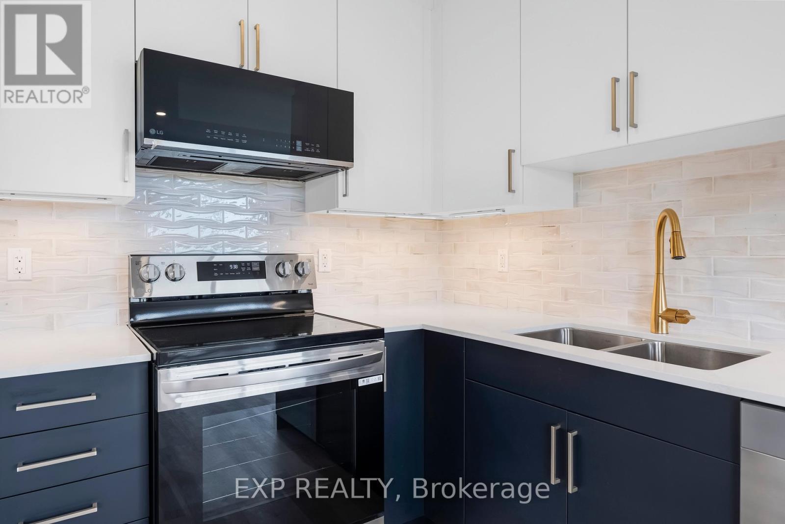 B - 692 CRYSTAL STREET|Ottawa, Ontario K1K2G2