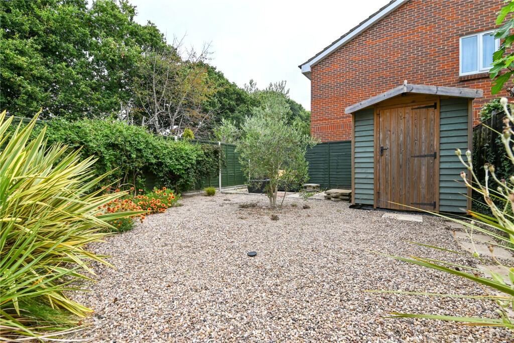 Additional image 16 of Fawn Gardens, New Milton, Hampshire, BH25