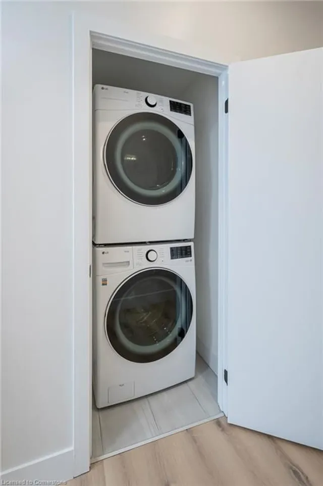 Additional image 19 of 5 Wellington St Unit 1403