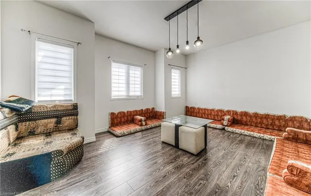 Additional image 20 of 40 Red Clover Cres