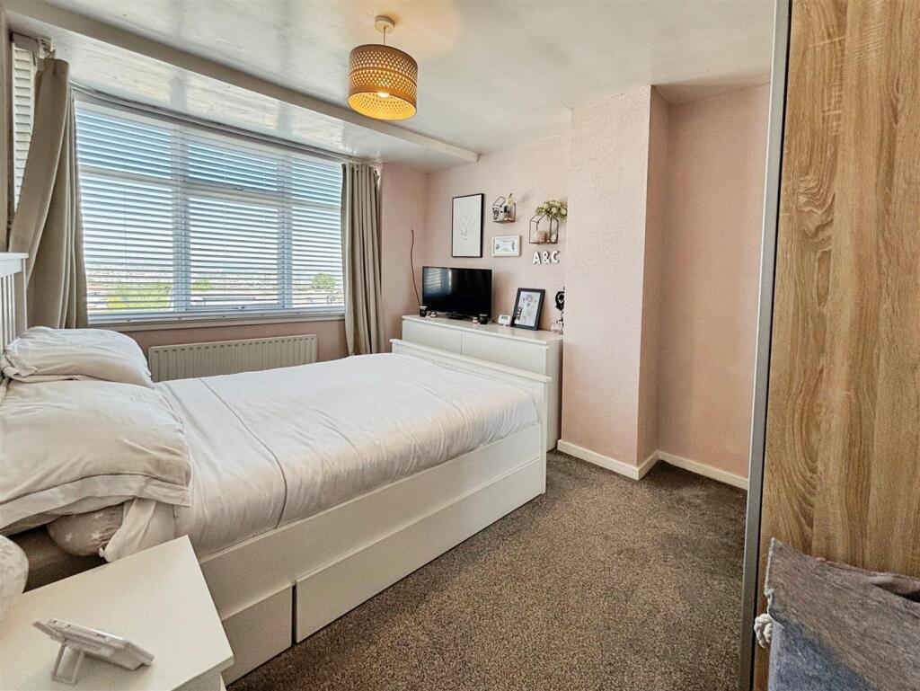 Additional image 10 of Ascot Drive, Bradford, BD7 4NN