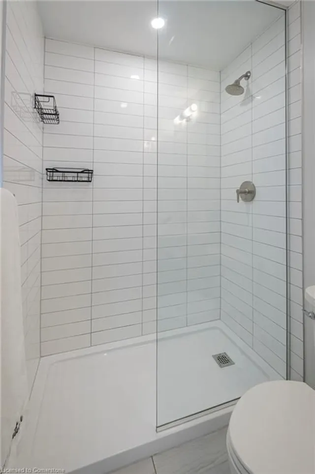 Additional image 21 of 5 Wellington St Unit 1403