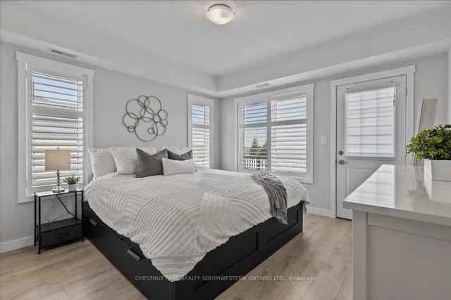 Additional image 17 of 166 Rochefort St Unit B