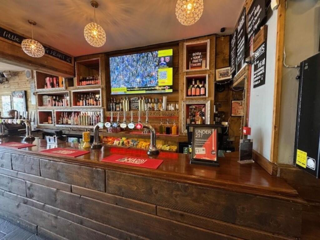 Additional image 5 of Leasehold Free of Tie Bar, Stratford Road, B903DN