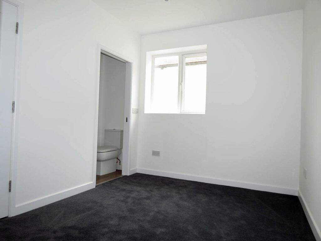 Additional image 7 of 2 bedroom First Floor Flat in Southbourne