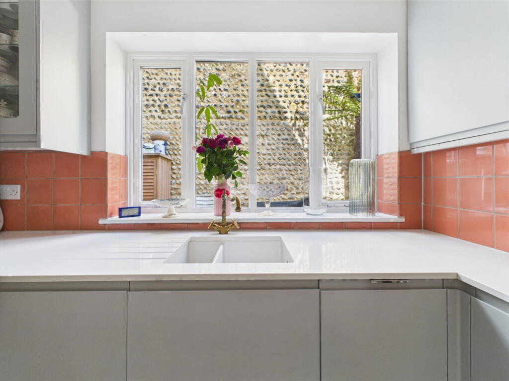 Additional image 4 of Alfred Place, Worthing BN11 3EP