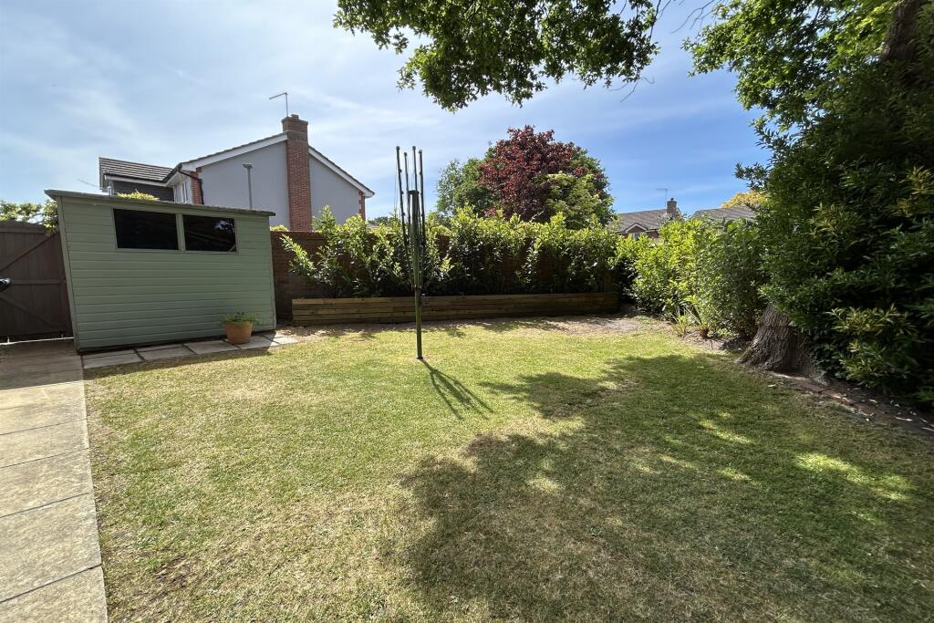 Additional image 18 of Ridge