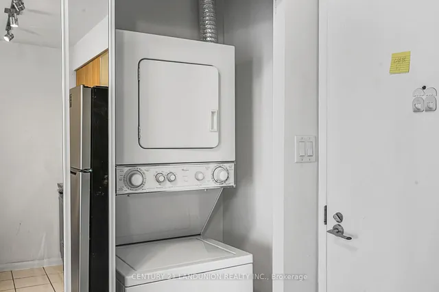 Additional image 15 of 38 Grenville St Unit 2801