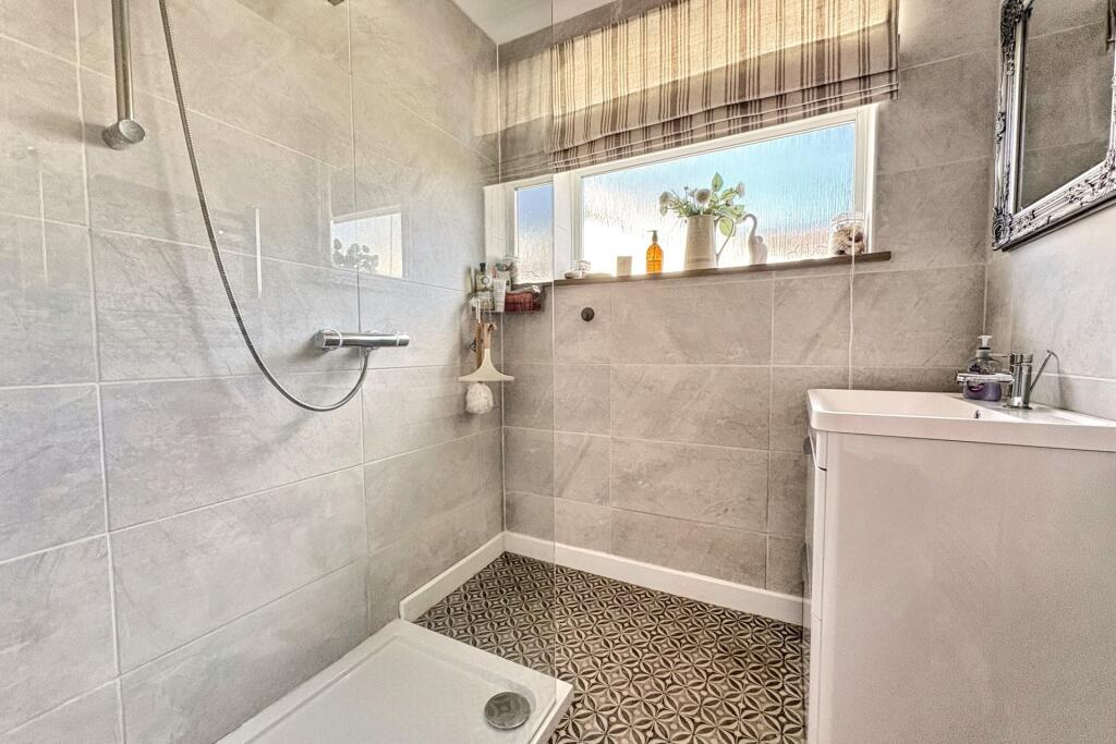 Additional image 8 of Broadstone