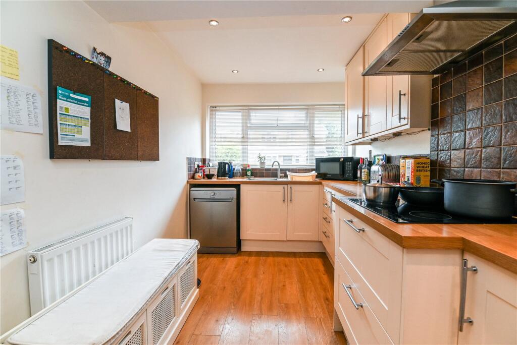 Additional image 3 of Fawn Gardens, New Milton, Hampshire, BH25