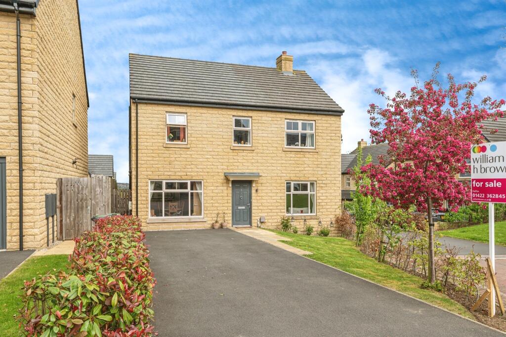 Additional image 18 of Moorside Court, Cleckheaton