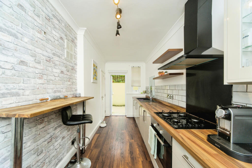 Additional image 3 of Queens Gardens, Eastbourne, BN21