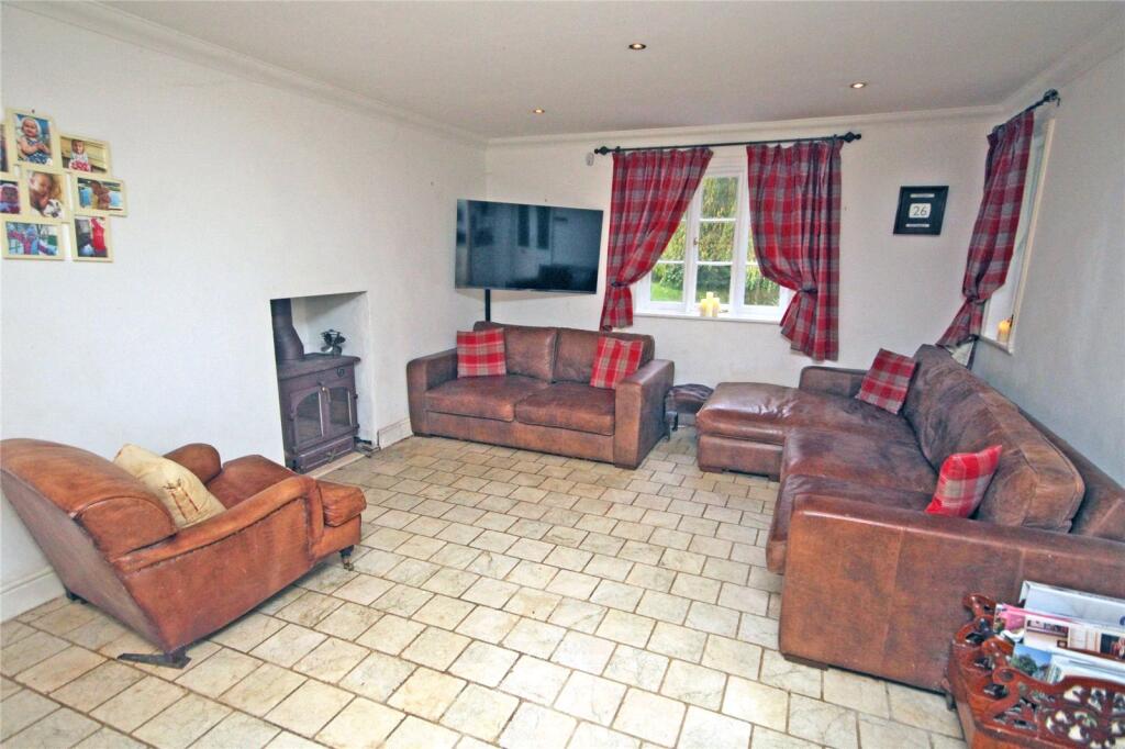 Additional image 4 of South Drive, Ossemsley, New Milton, Hampshire, BH25