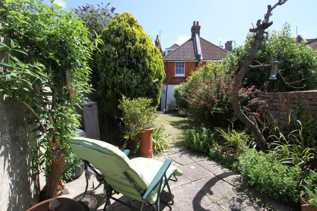 Additional image 31 of Gore Park Avenue, Eastbourne