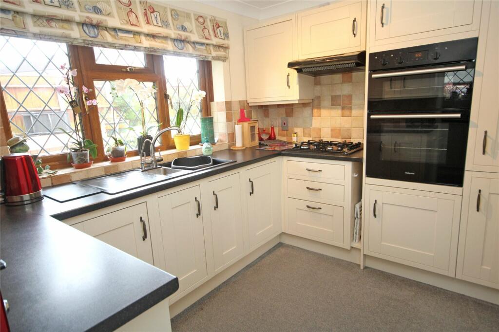 Additional image 4 of Ashley Lane, New Milton, Hampshire, BH25