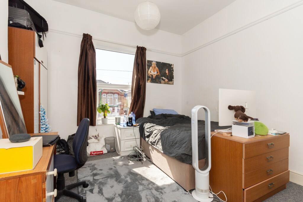 Additional image 9 of Wycliffe RD - FREE DELIVEROO