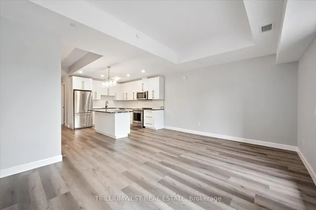 Additional image 12 of 51 David St Unit 206