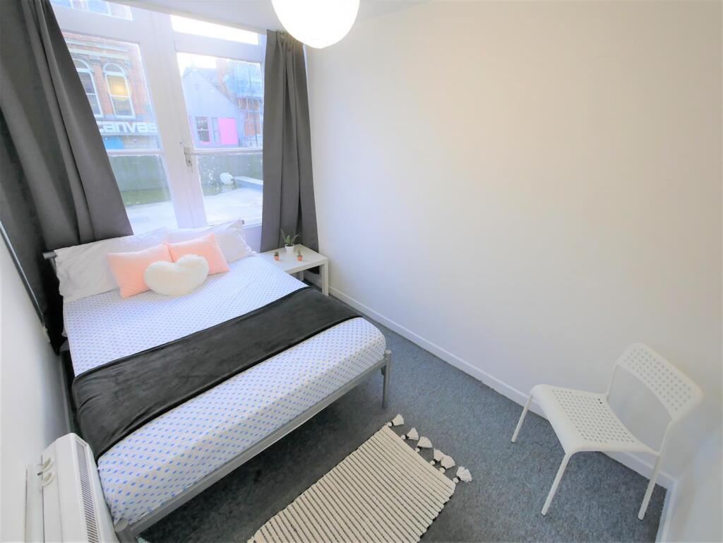 Additional image 3 of Snowdrops, Bournemouth, BH2