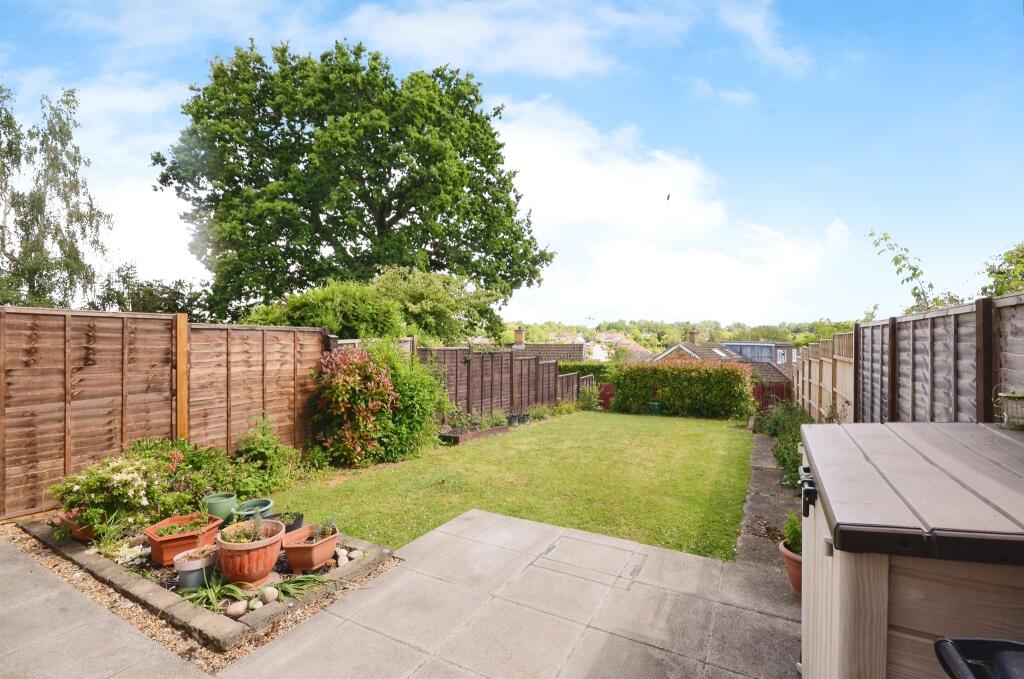 Additional image 15 of Broadstone Road, Harpenden