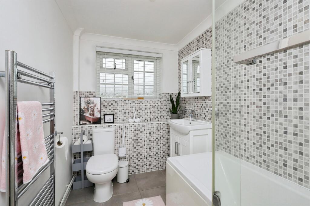 Additional image 14 of Castle Drive, Pevensey Bay, Pevensey