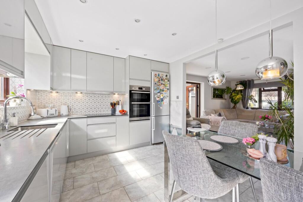 Additional image 20 of Hurstfield, Lancing