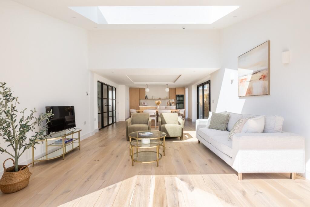 Additional image 18 of The Farriers, Hythe Road, Brighton