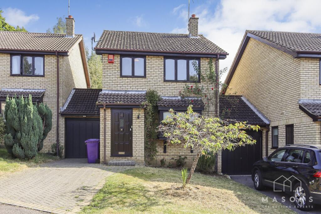 Foxglove Way, Welwyn, Hertfordshire, AL6