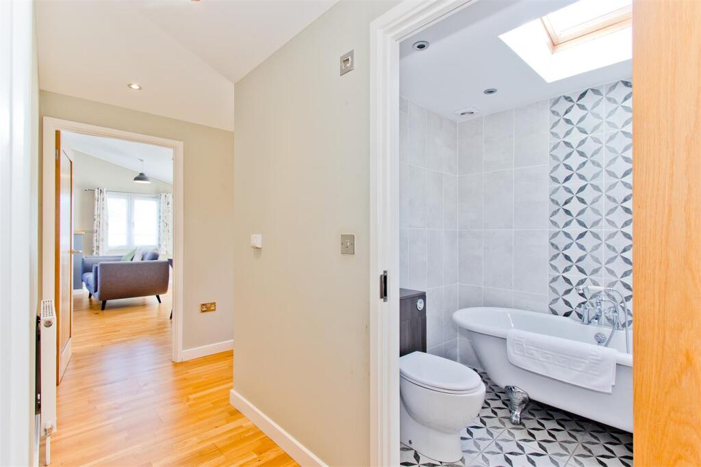 Additional image 11 of Warren Wood